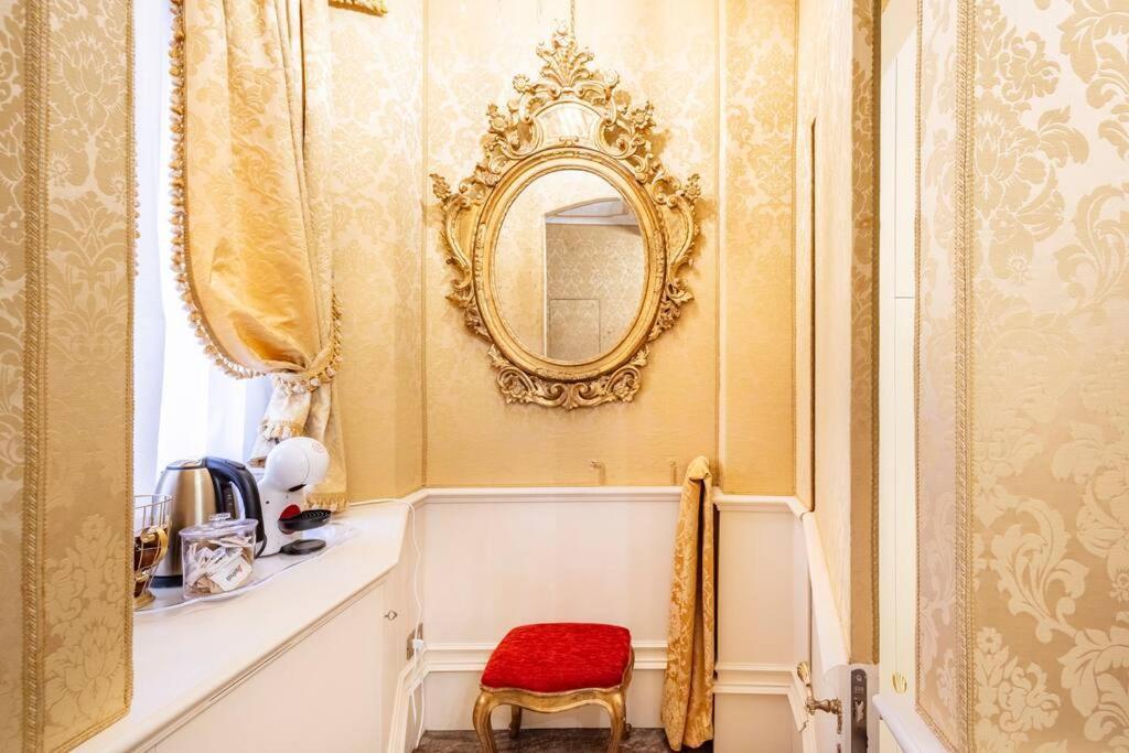 Ground Floor Luxe Historic Studio City Centre Apartman Bologna Kültér fotó
