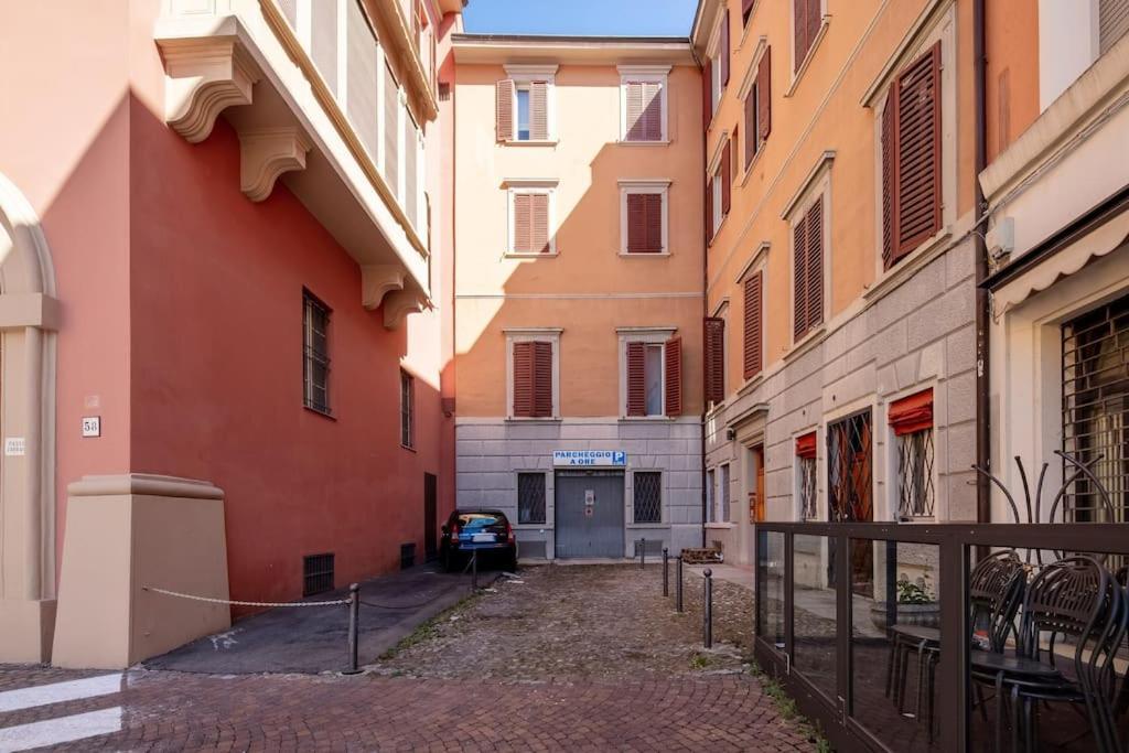 Ground Floor Luxe Historic Studio City Centre Apartman Bologna Kültér fotó