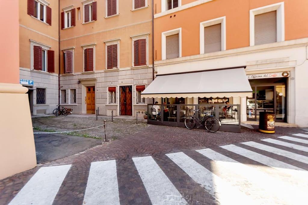 Ground Floor Luxe Historic Studio City Centre Apartman Bologna Kültér fotó