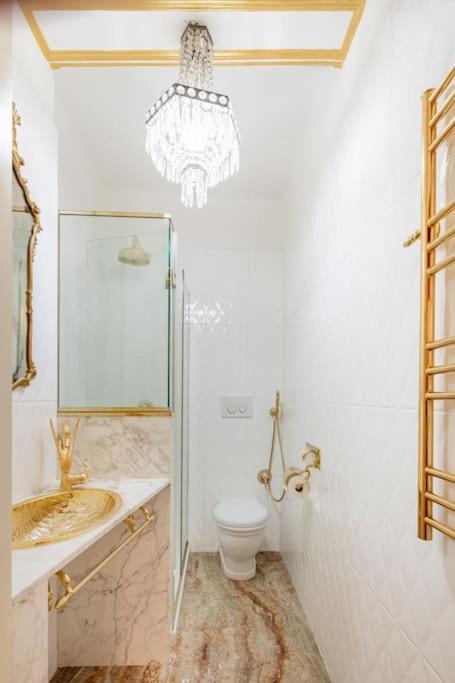 Ground Floor Luxe Historic Studio City Centre Apartman Bologna Kültér fotó